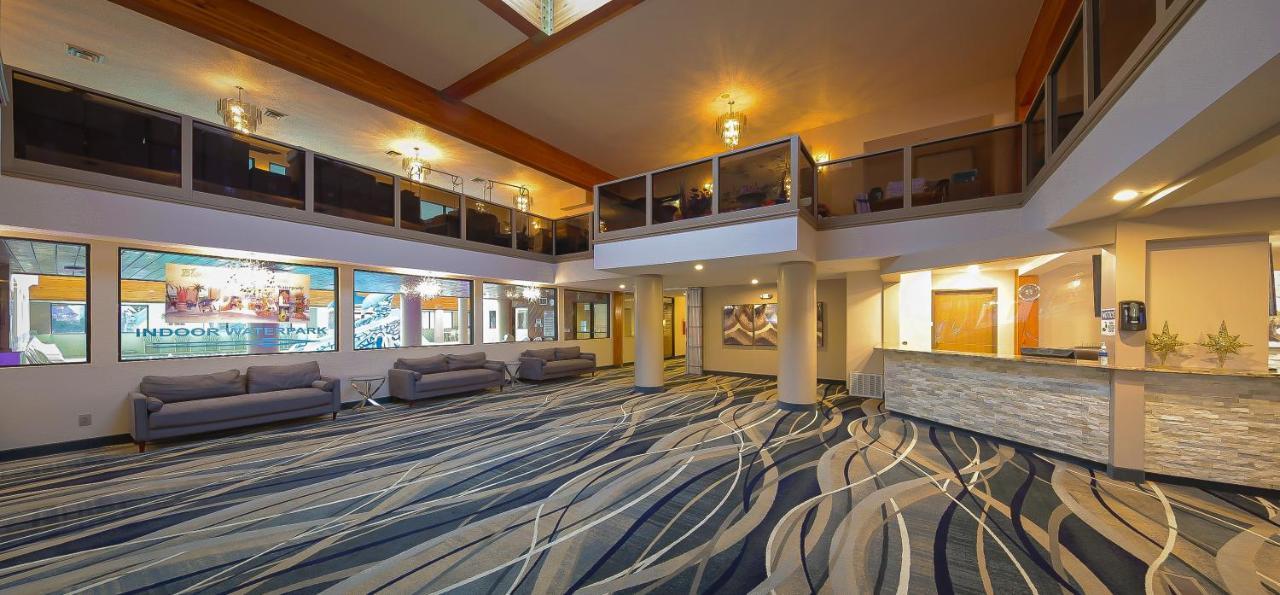 グランド マルキ ウォーターパーク ホテル & スイーツ Lake Delton エクステリア 写真