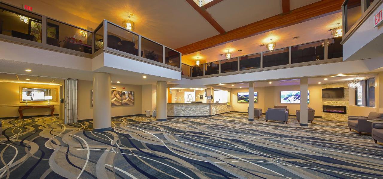 グランド マルキ ウォーターパーク ホテル & スイーツ Lake Delton エクステリア 写真