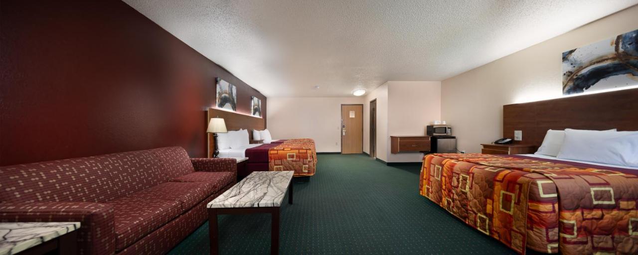 グランド マルキ ウォーターパーク ホテル & スイーツ Lake Delton エクステリア 写真